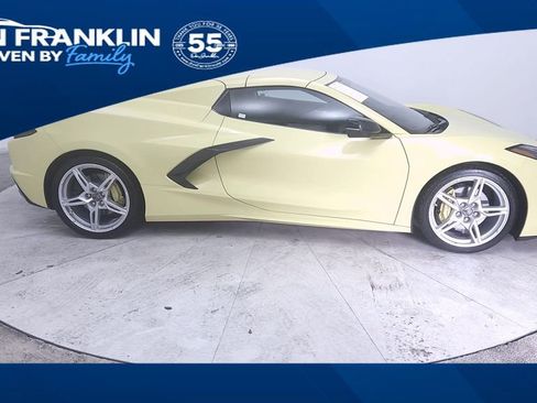 Used 2022 Chevrolet Corvette Stingray Preferred Conv w/ Battery Protection Package RWD image 1