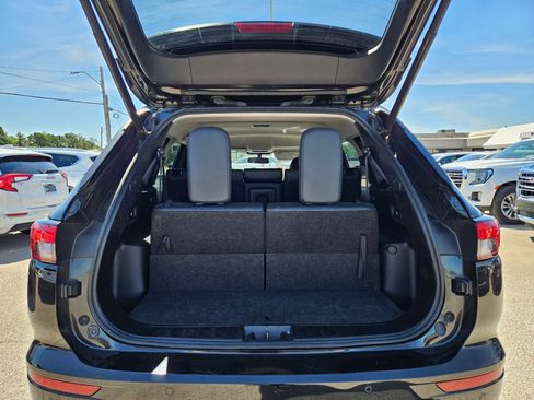 Used 2024 Mitsubishi Outlander SE FWD image 5