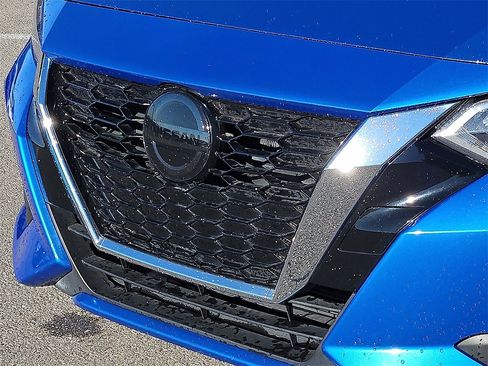 Used 2023 Nissan Sentra SV image 11