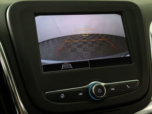 Used 2023 Chevrolet Equinox LS w/ Driver Confidence II Package image 44