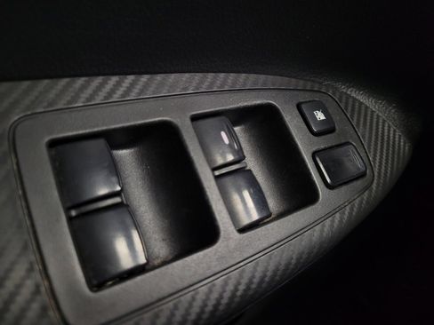 Used 2018 Mitsubishi Eclipse Cross ES image 27