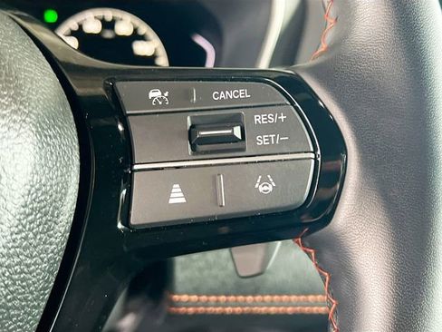 Certified 2025 Honda Pilot Sport image 18