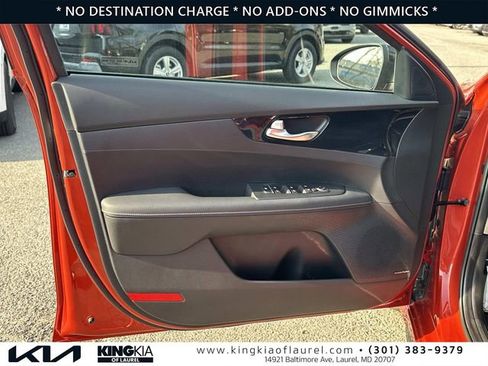 Used 2023 Kia Forte GT-Line w/ GT-Line Premium Package image 19