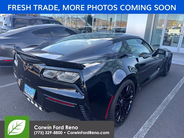 Used 2016 Chevrolet Corvette Z06 w/ 3LZ Preferred Equipment Group RWD image 5