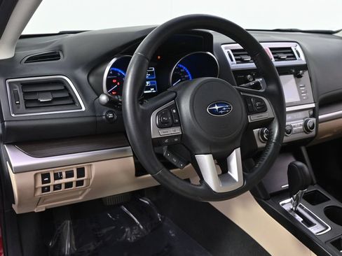 Used 2015 Subaru Legacy 2.5i Limited AWD/4WD image 11