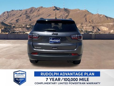 Used 2022 Jeep Compass Latitude FWD image 8