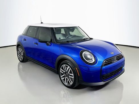 Certified 2025 MINI Cooper S image 3
