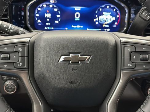 Used 2026 Chevrolet Silverado 2500 High Country w/ High Country Premium Package AWD/4WD image 29