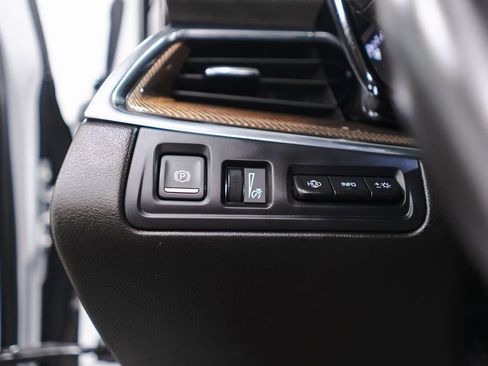 Used 2021 Cadillac XT5 Sportv w/ Platinum Package image 21