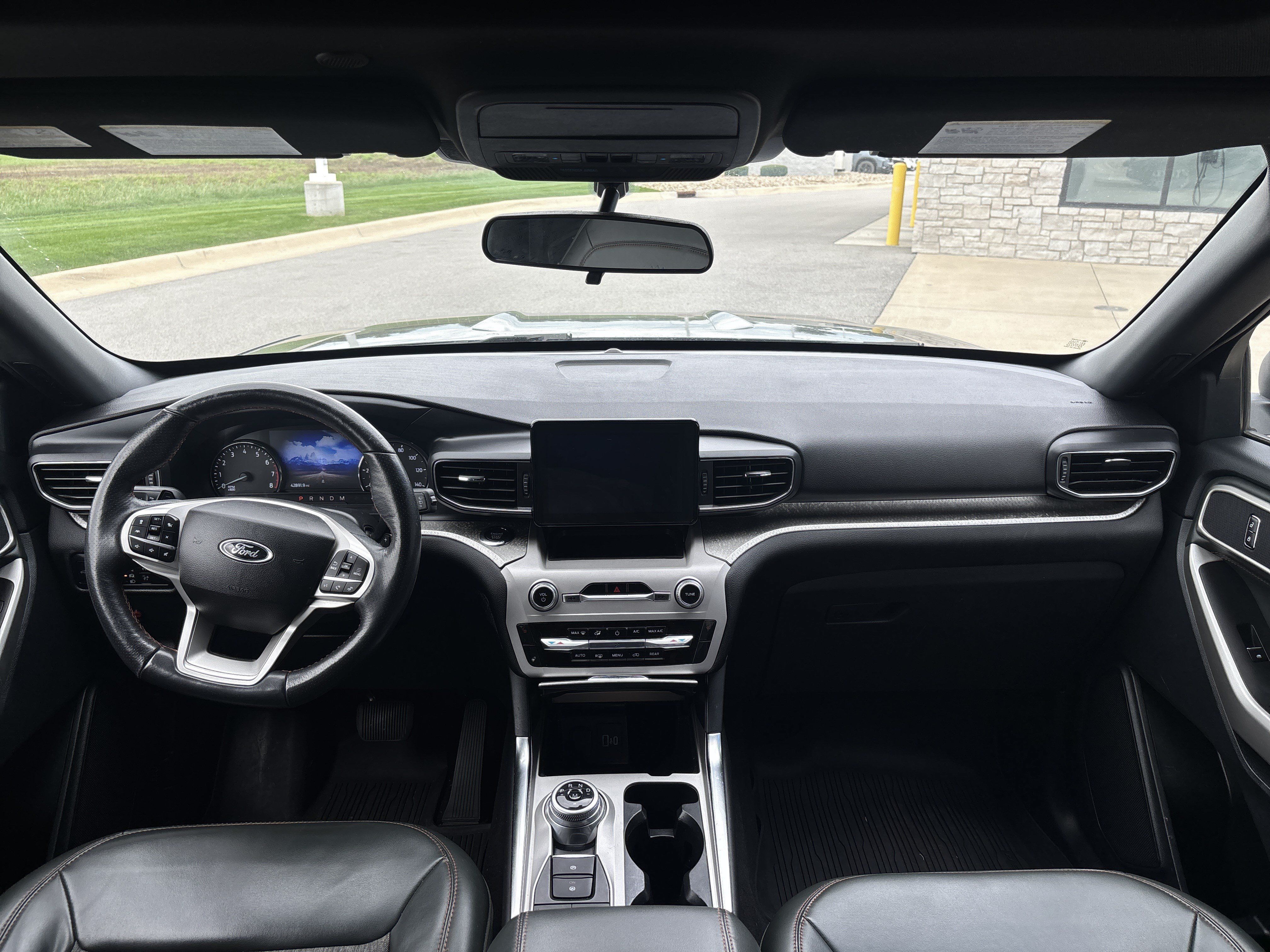 Used 2023 Ford Explorer Timberline AWD/4WD image 12