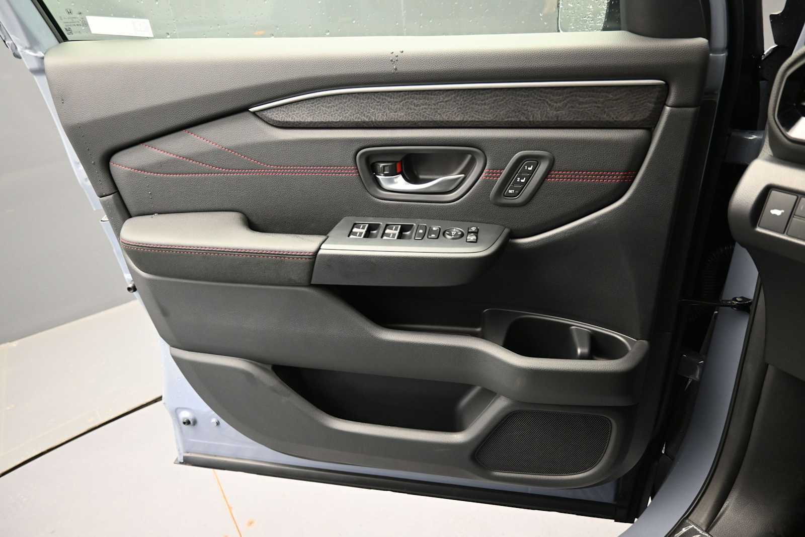 New 2026 Honda Pilot Black Edition image 11