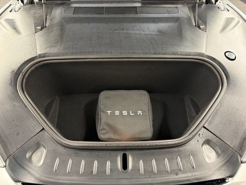 Used 2022 Tesla Model S Plaid AWD/4WD image 33