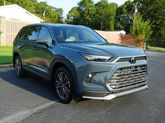 Used 2026 Toyota Grand Highlander AWD Hybrid video 1