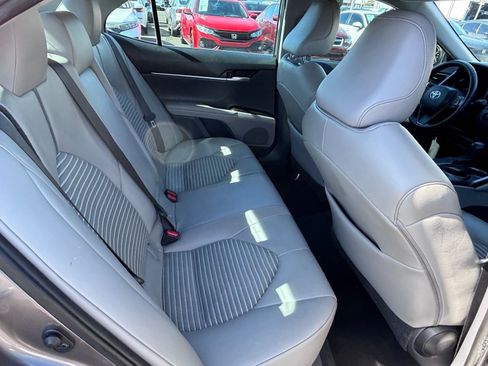 Used 2021 Toyota Camry SE w/ Convenience Package FWD image 15