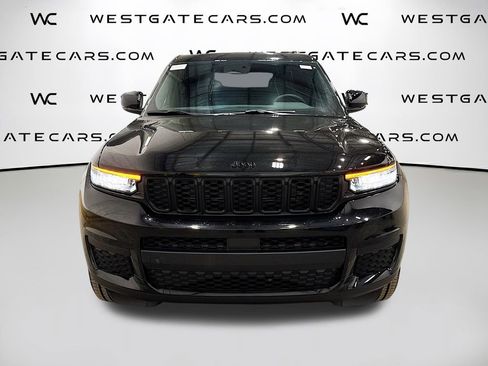 New 2025 Jeep Grand Cherokee L Laredo image 4