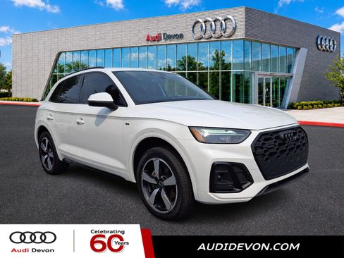 Used 2023 Audi Q5 2.0T Premium Plus w/ Premium Plus Package AWD/4WD image 1