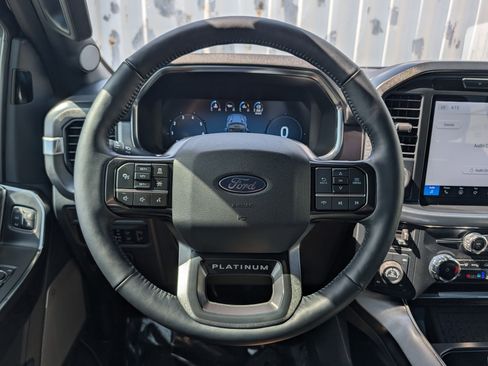 Used 2025 Ford F150 Platinum AWD/4WD image 29