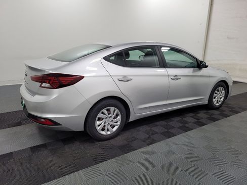 Used 2020 Hyundai Elantra SE w/ Cargo Package (C1) FWD image 10