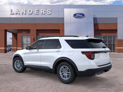 New 2026 Ford Explorer Active w/ Active Comfort Package RWD image 4