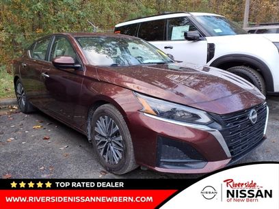 Used 2024 Nissan Altima 2.5 SV w/ SV Premium Package
