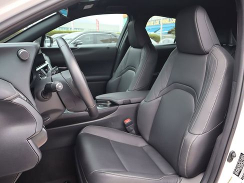 Used 2025 Lexus UX 300h FWD image 26