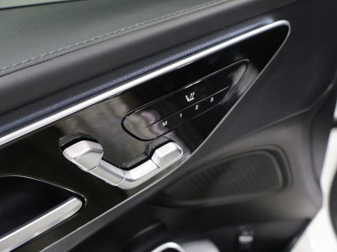 Used 2022 Mercedes-Benz C 300 4MATIC Sedan image 14