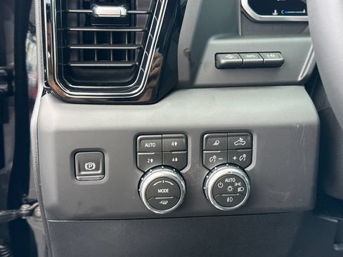 New 2026 GMC Sierra 2500 AT4 w/ AT4 Premium Plus Package AWD/4WD image 19