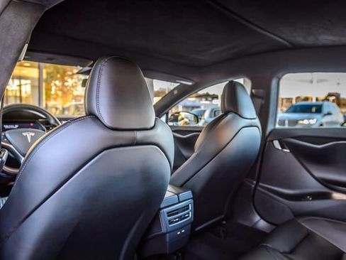 Used 2021 Tesla Model S Performance image 44