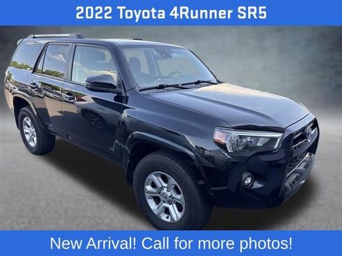 Used 2022 Toyota 4Runner SR5 RWD image 1