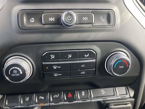 Used 2024 Chevrolet Silverado 2500 Custom w/ Custom Value Package image 19