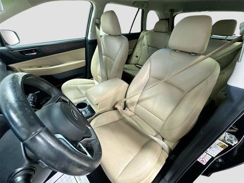 Used 2018 Subaru Outback 3.6R Limited image 21