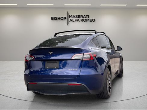 Used 2023 Tesla Model Y Performance AWD/4WD image 5