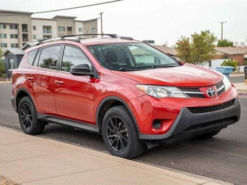 Used 2014 Toyota RAV4 LE AWD/4WD image 7