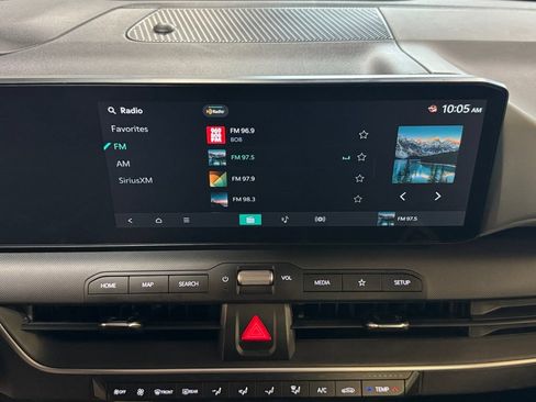 Certified 2025 Kia K4 FWD image 17