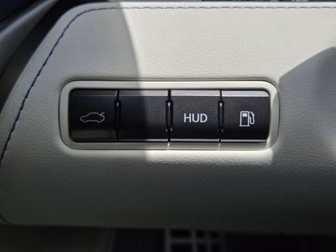 Used 2024 Lexus LC 500 Coupe RWD image 22