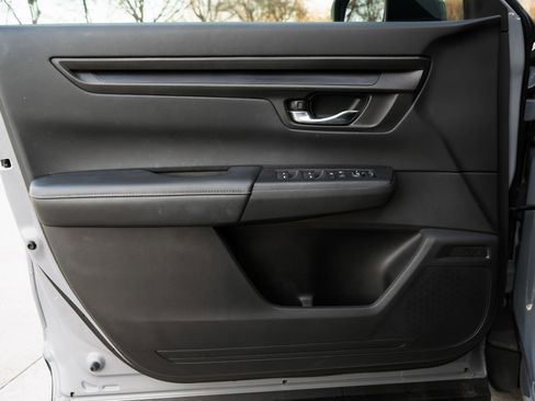 Certified 2024 Honda CR-V LX image 35