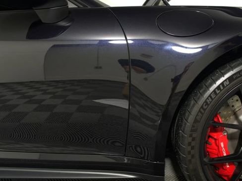 Used 2022 Porsche 911 GT3 RWD image 18