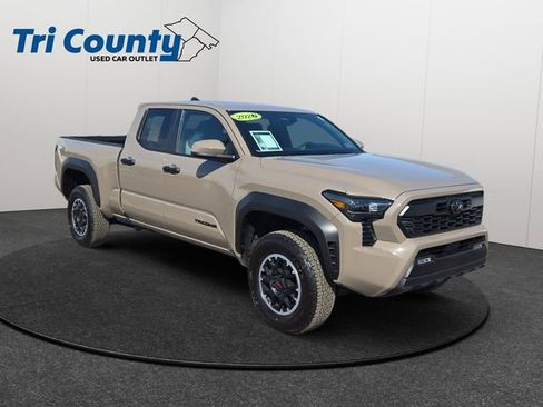 Certified 2026 Toyota Tacoma TRD Off-Road image 1