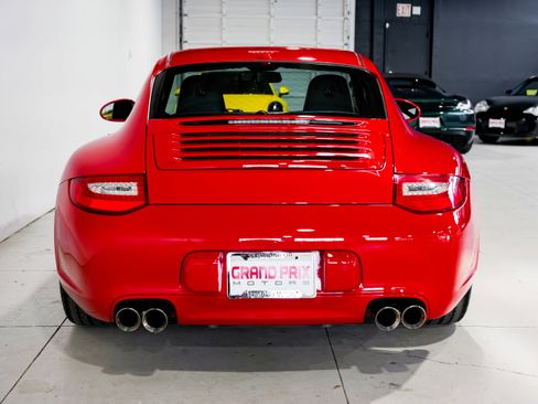 Used 2011 Porsche 911 Carrera RWD image 4