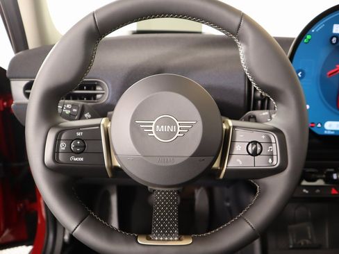 New 2025 MINI Cooper S image 4