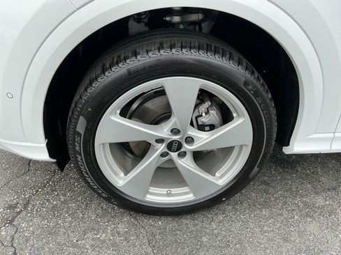 New 2025 Audi Q5 Premium Plus image 21