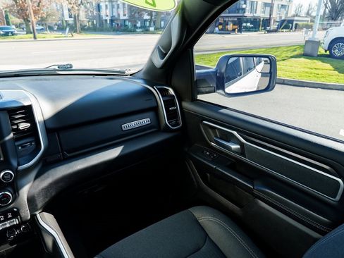 Used 2022 RAM 1500 Big Horn image 10