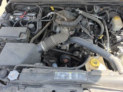 Used 2011 Jeep Wrangler Sport AWD/4WD image 19