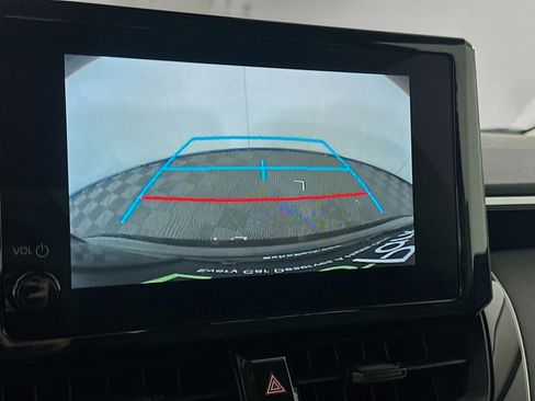 Used 2025 Toyota Corolla LE image 23