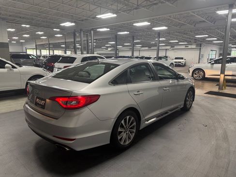 Used 2016 Hyundai Sonata Sport FWD image 4