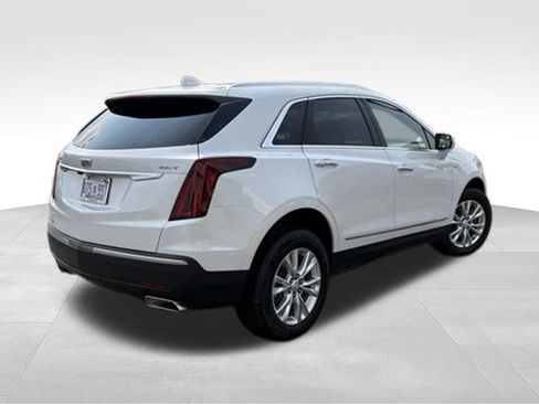 Used 2024 Cadillac XT5 Luxury w/ LPO, Floor Liner Package AWD/4WD image 5
