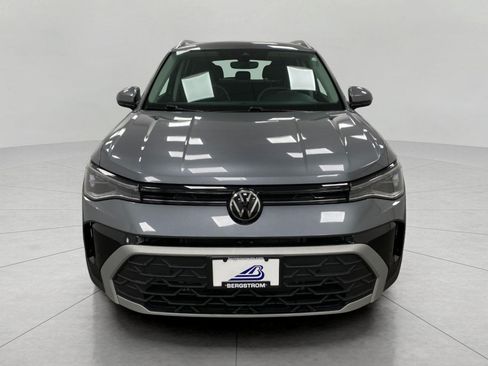 Used 2025 Volkswagen Taos SE AWD/4WD image 10