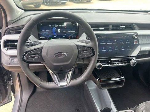 New 2027 Chevrolet Bolt LT w/ Comfort Package FWD image 14