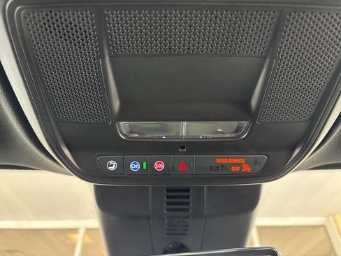 New 2026 Chevrolet Traverse LT image 22