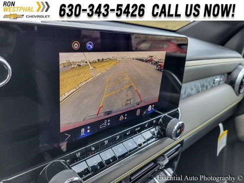 New 2025 Chevrolet Colorado ZR2 w/ Technology Package image 15